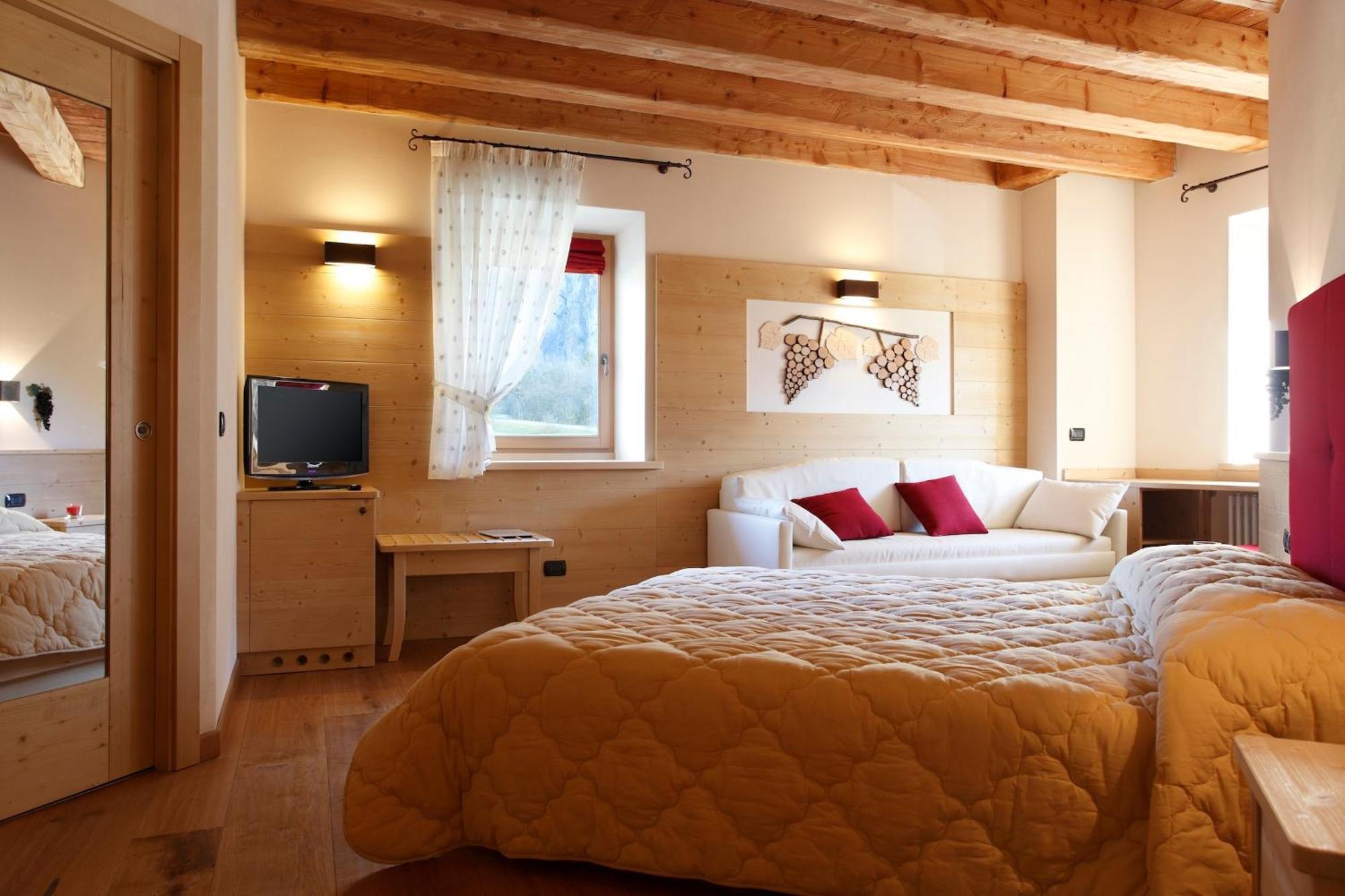 Agritur La Polentera Guest House Storo Bilik gambar