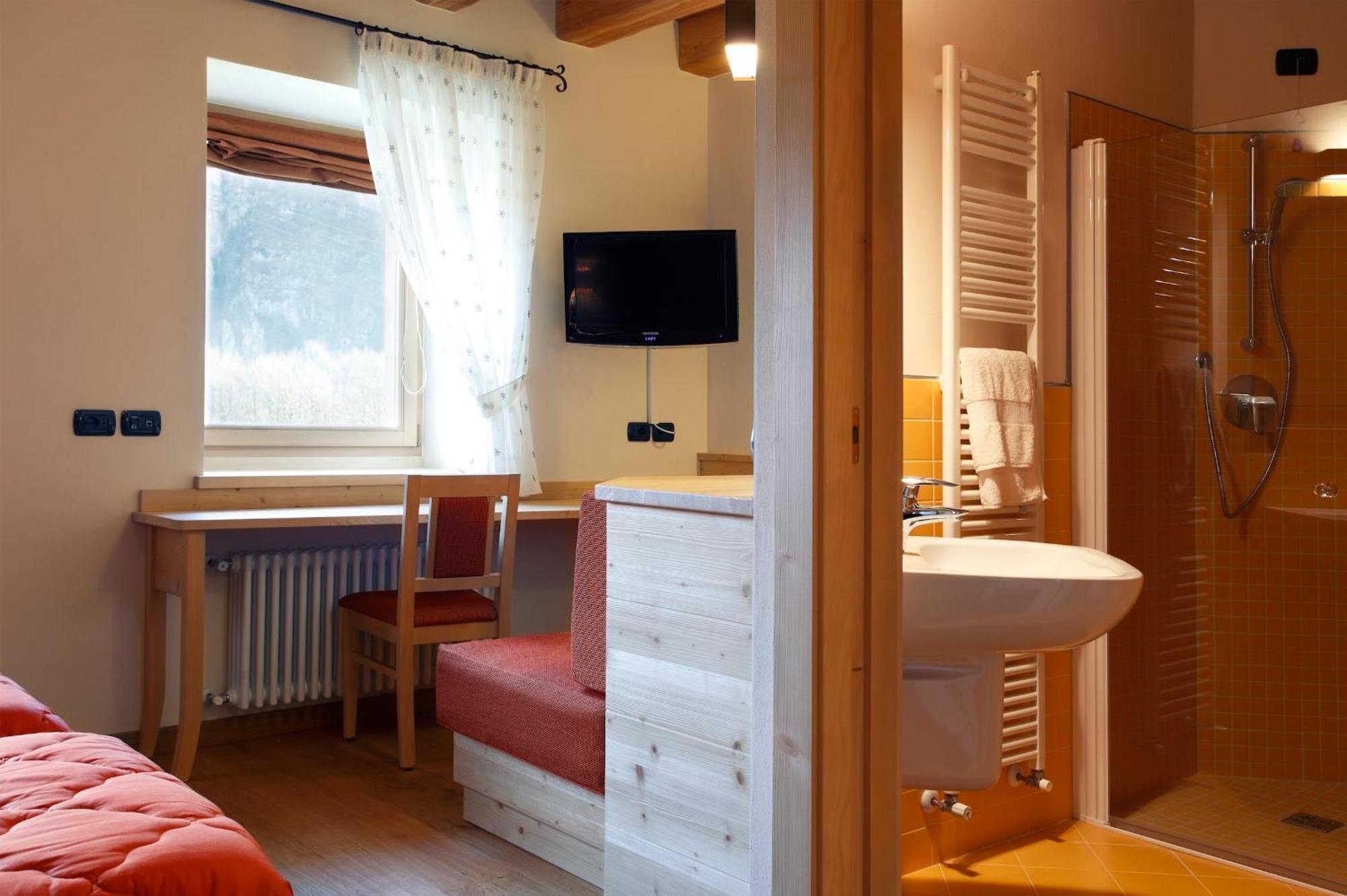 Agritur La Polentera Guest House Storo Bilik gambar